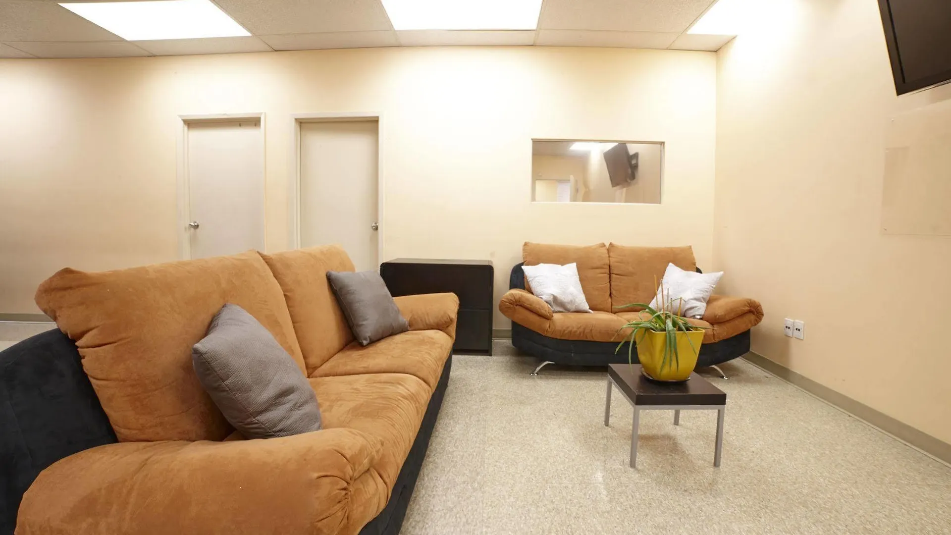 Hotel Nap Station Toronto Airport Yyz Kanada